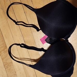 💙La Senza - 32B Silky Black Bra With Bejeweled Accent